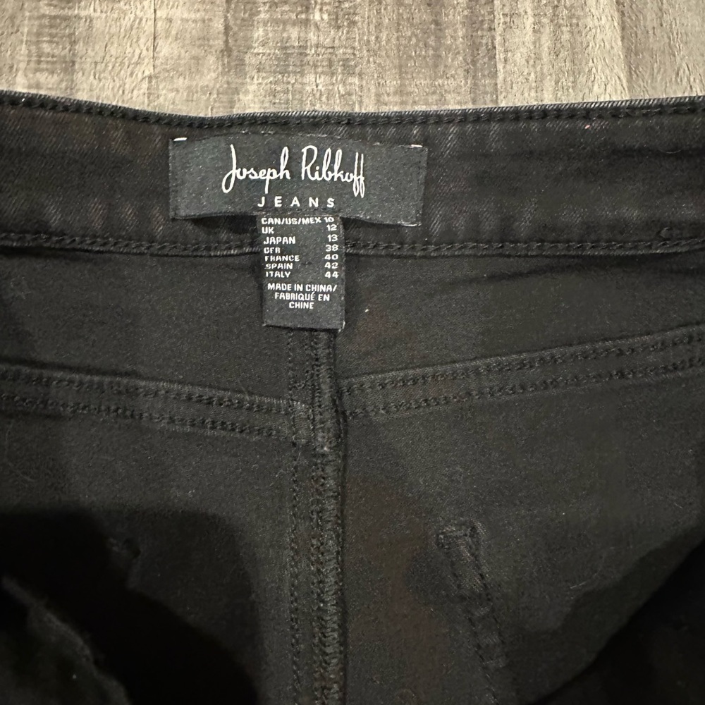 Joseph Ribkoff Black Jeans – Size 10 – Crystal Embellished Back Pocket - Picture 4 of 7